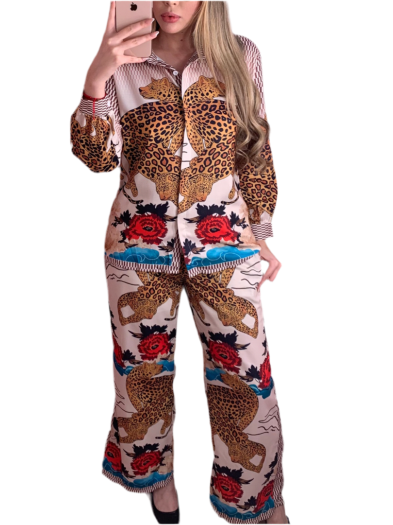 CONJUNTO LEOPARDOS Y FLORES