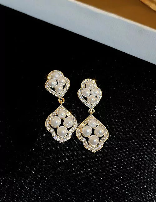 ARETES NATASHA